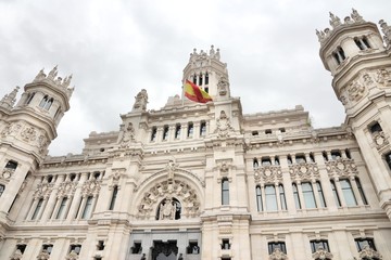 Fototapeta na wymiar Cibeles Palace in Madrid, Spain