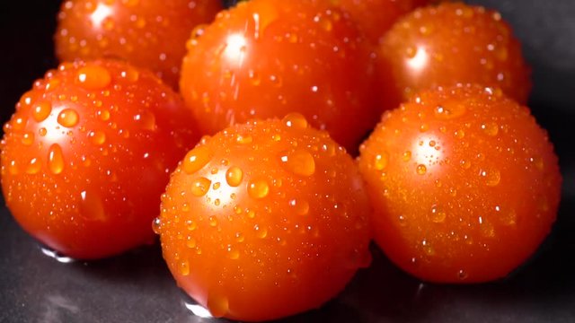 water splash on tomato