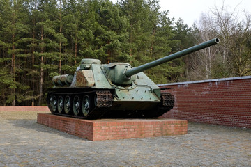 soviet SU-100 tank monument