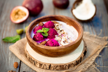 breakfast cereal with exotic fresh fruit