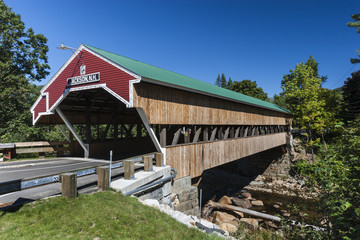 Fototapeta na wymiar Covered Bridge in Jackson, New Hampshire