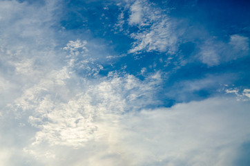Obraz premium Clouds in the clear day