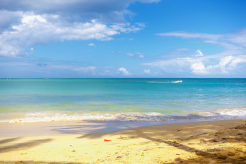 Fototapeta na wymiar Paradise on Earth. Caribbean empty sandy beach. 