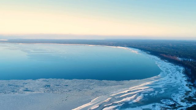 13042_Aerial_shot_of_the_Laheema_park_with_freezing_water.mov