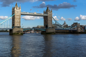 Fototapeta na wymiar LONDON, ENGLAND - JUNE 15 2016: Sunset view of Tower Bridge in London, England, Great Britain