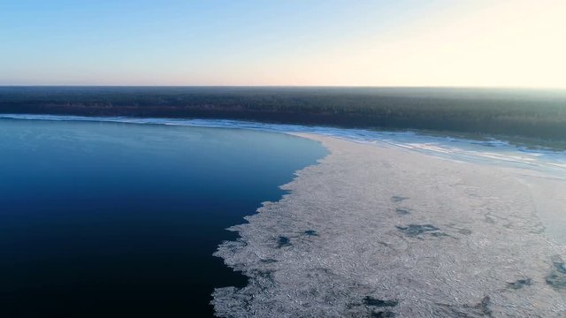 13049_Closer_look_of_the_freezing_sea_water_in_Laheema.mov