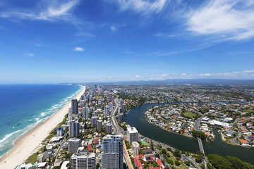 Obraz premium Sunny view of Broadbeach on Gold Coast