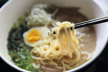 tonkotsu noodle ranmen Japanese food