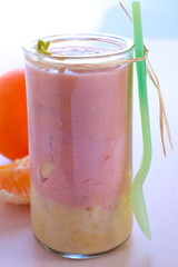 Drei Schichten Cocktail