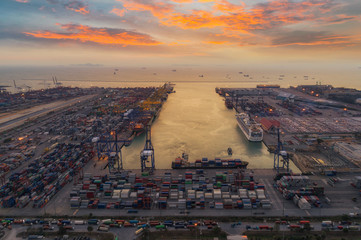 Sea port logistic