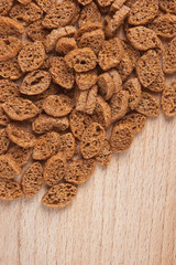 Fototapeta premium crackers pieces of dried bread