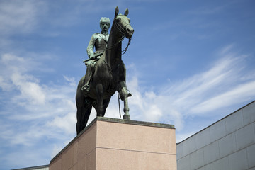 Fototapeta na wymiar Tsar Alexander statue Helsinki