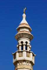 Obraz premium minaret on a sky background