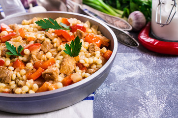 Pasta with vegetables and meat