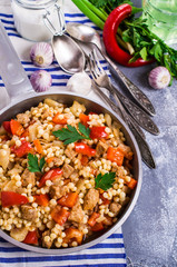 Pasta with vegetables and meat