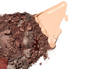 A good sample of eye shadow.