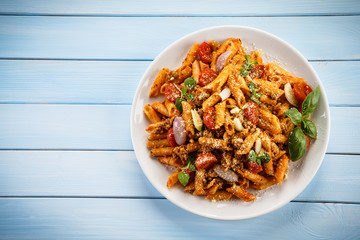 Pasta with tomato sauce and vegetables