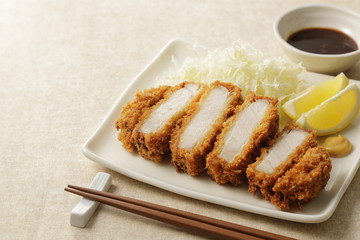 とんかつ　Japanese pork cutlet Tonkatsu