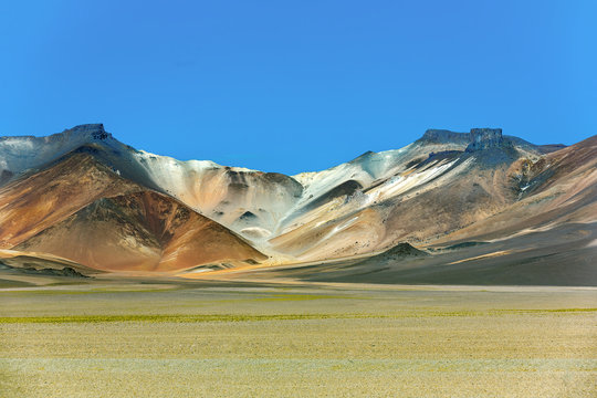Desert plateau of the Altiplano (an ancient collapsed volcano) - Bolivia, South America
