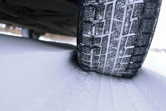 Winter tyres in extreme cold temperature.