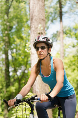 Naklejka premium Mountain bike ride