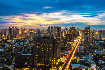 Obraz premium Bangkok city aerial view at twilight
