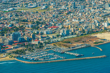 Морской порт города Ларнака, Кипр.