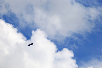 Cumulus clouds and aircraft