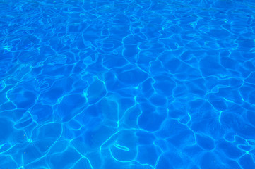 Fototapeta na wymiar the water in the pool