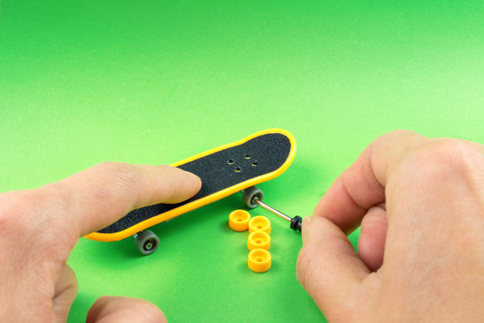 Mini skate