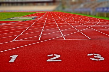 Dettagli di pista rossa di atletica leggera