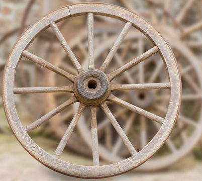  roues ancienne de charrette 