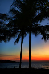 Fototapeta na wymiar sunset over the sea nad cloud