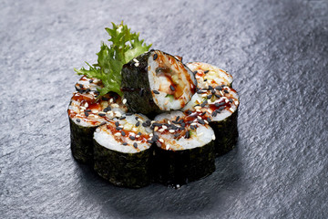  fusion sushi on black stone