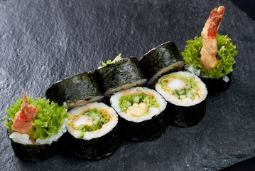  fusion sushi on black stone