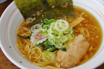 日本のしょうゆラーメン
