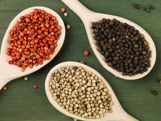 Whole Red White and Black Pepper Corns