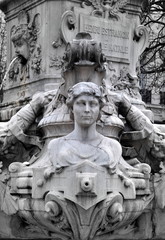 Estragin-Brunnen auf dem Platz Estragin-Pastré in Marseille