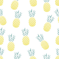 Seamless illustration of exotic tropical fruit - pineapple. Seamless pattern in vector. Summer fruit illustration. Flat pineapple pattern.