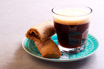 Whole wheat date bars