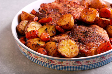 Roasted pork chops with potatoes