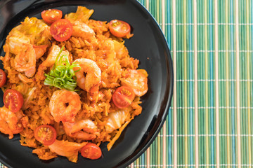 fried rice with korea spicy sauce and shrimps