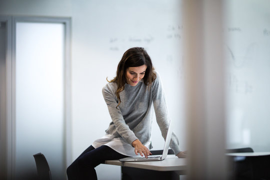 Businesswoman working on a presentation