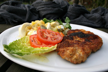 organisch, lifestyle, schnitzel, bayrischer, kartoffelsalat, shabby, chic, urban, selbstgemacht, petersilie, wilde