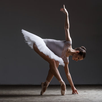 Fuki Takahashi Fuki Takahashi,Стадики Fuki Takahashi – Ballet: The Best  Photographs #Ballet … | Dance photography poses, Dance poses, Ballet  photography