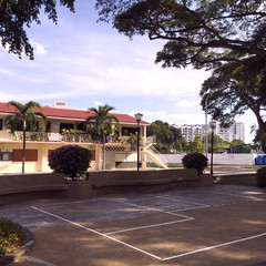 Singapore- Dakota Crescent