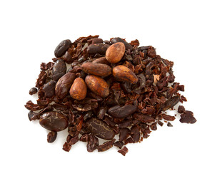 cocoa beans and nibs isolated