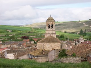 Fototapeta na wymiar View of the village of Hontanas in Spain