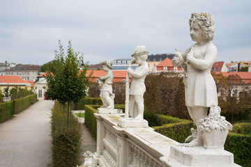 Obraz premium Sculpture park square in the historic center of Vienna