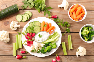 vegetable and dip